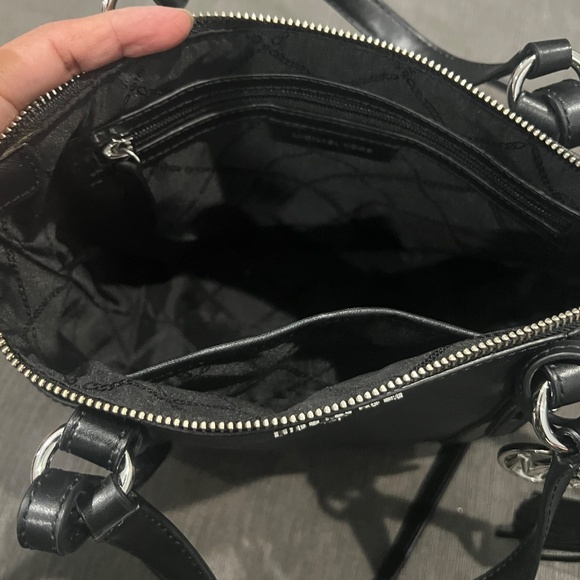 MICHAEL MICHAEL KORS Sullivan Small Saffiano Top-Zip Tote - Picture 7 of 11